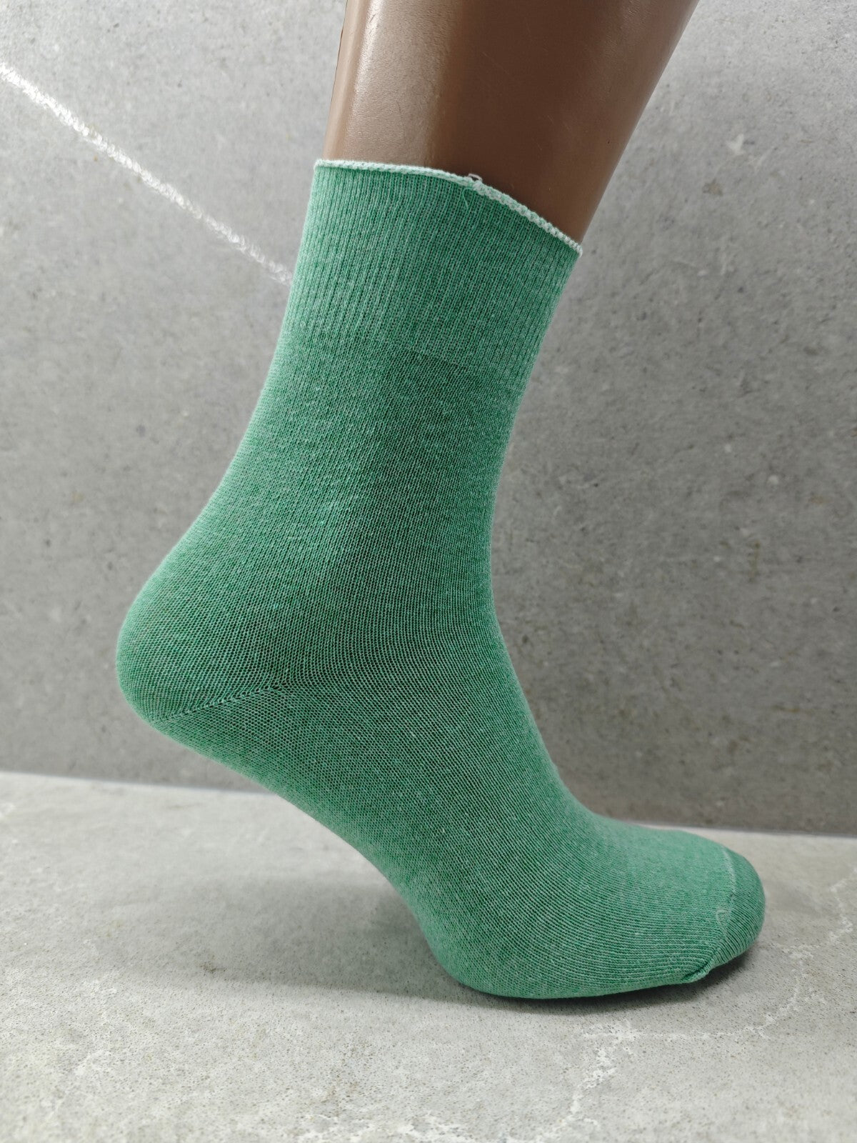 Set of 6 Pairs Women’s Colorful Soft Rubber Sole Socks – Comfortable, Non-Slip G
